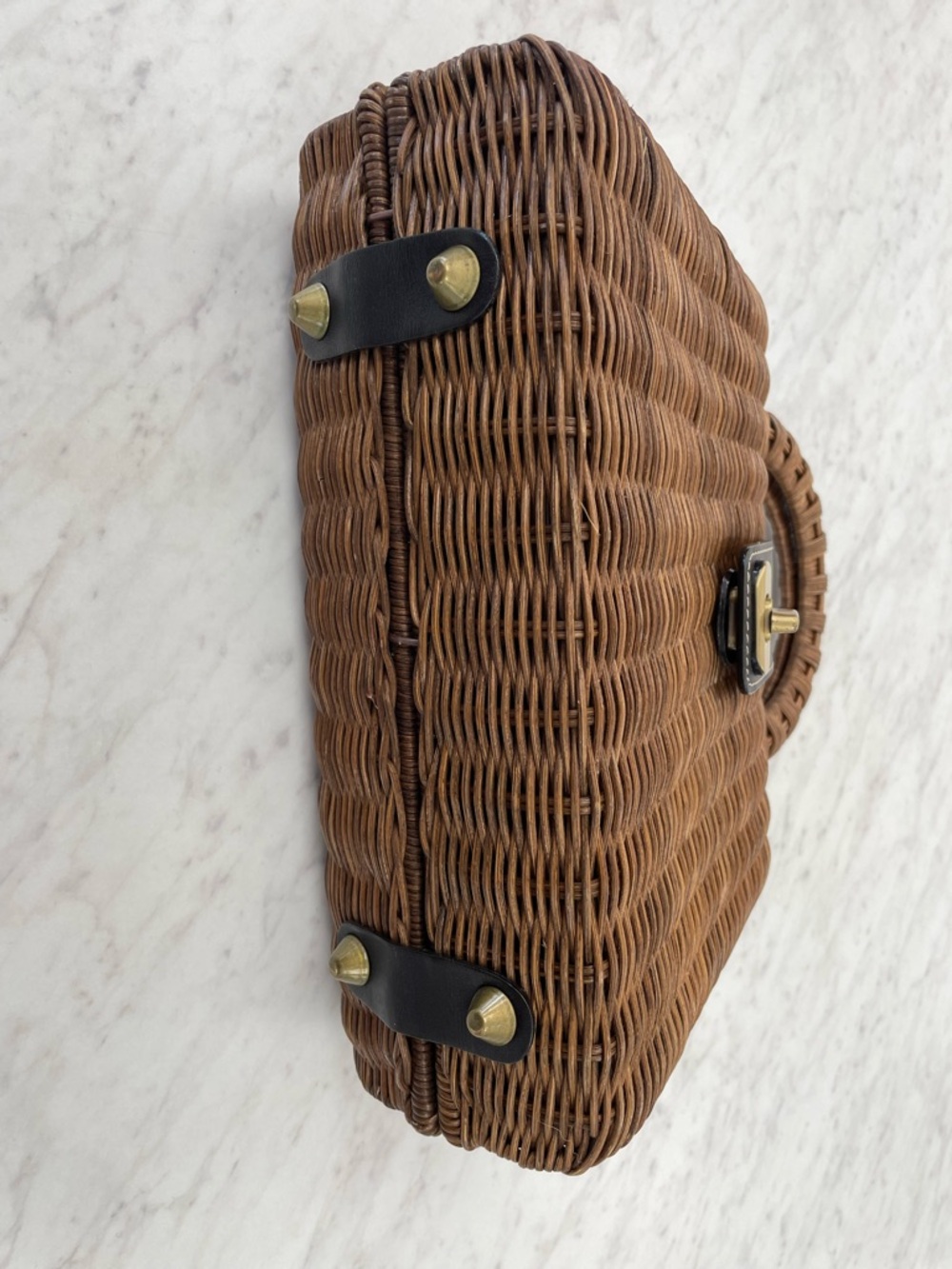 Vintage - Maxx New York Brown Whicker Rattan Purse Brown with Gold Hardware - Picture 3 of 11